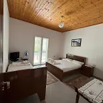 Penzion Emiljos Flamur Berat